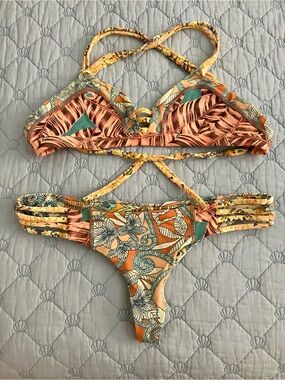 Maaji Tropical Print reversible Strappy Bikini Set - Peach & Teal